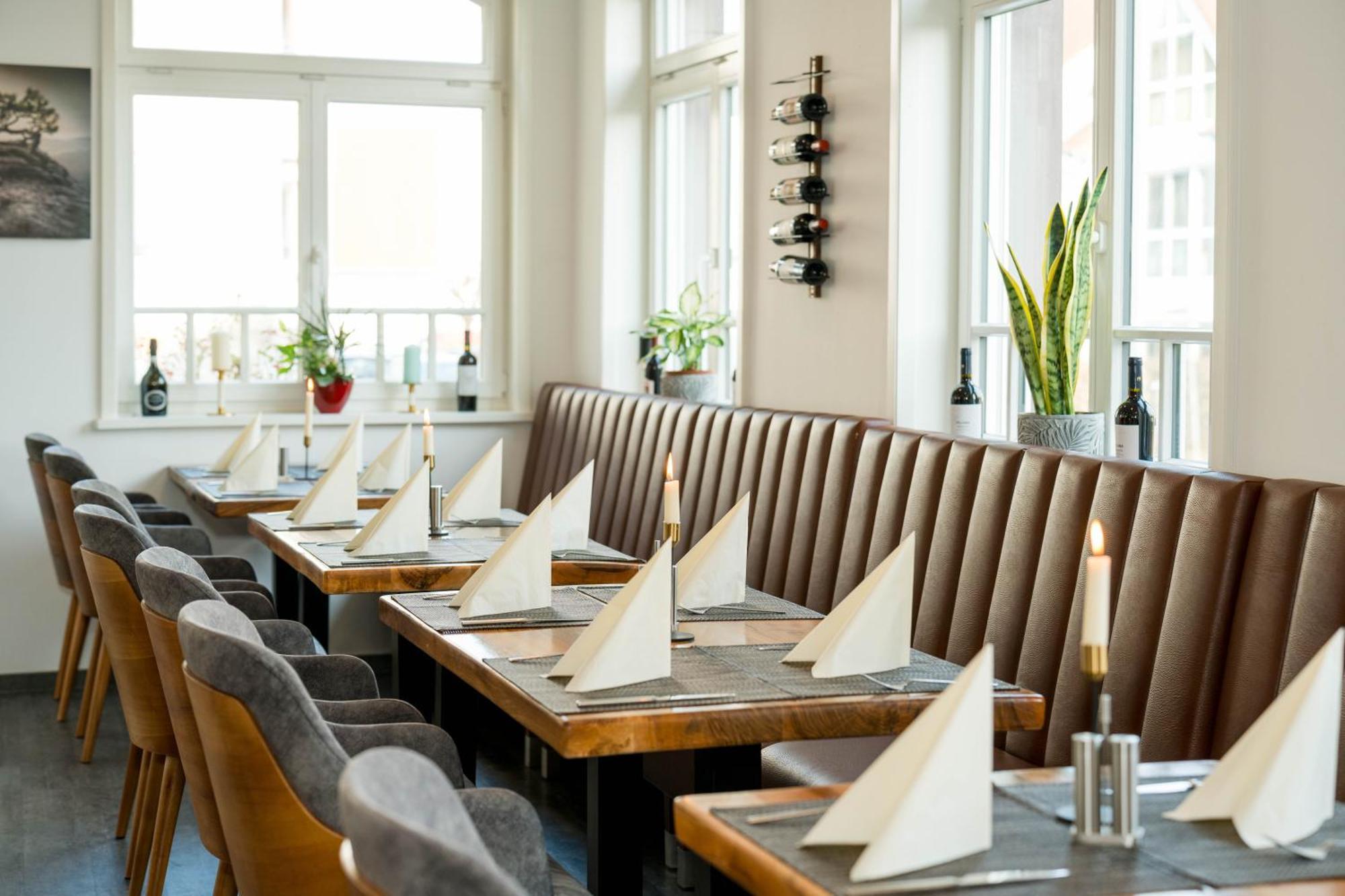 Roca Restaurant Und Hotel Bommersheim Екстериор снимка