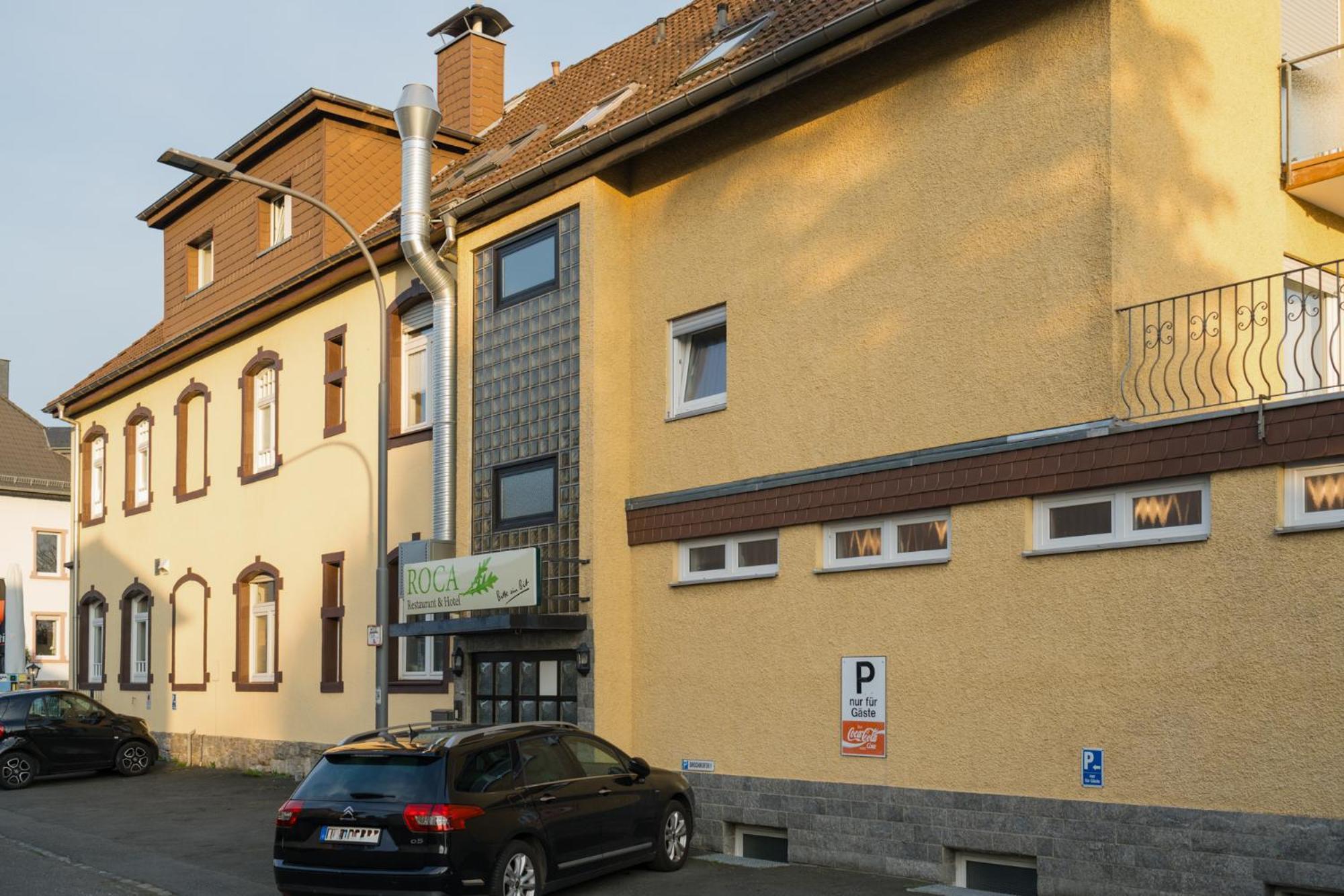 Roca Restaurant Und Hotel Bommersheim Екстериор снимка